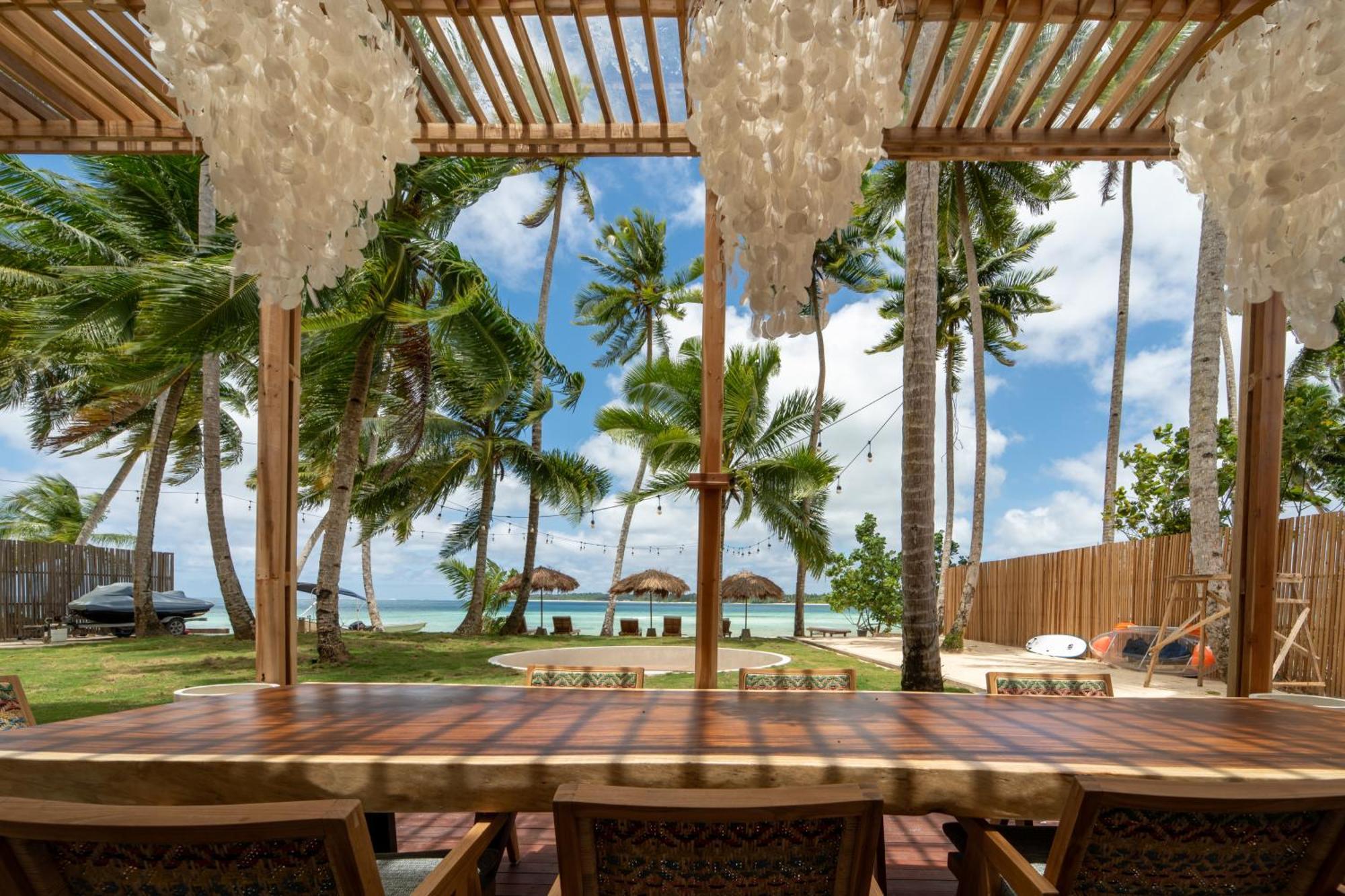Solid Surf Villa Mentawai Tua Pejat Exterior photo